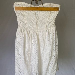 Kimchi Blue strapless dress